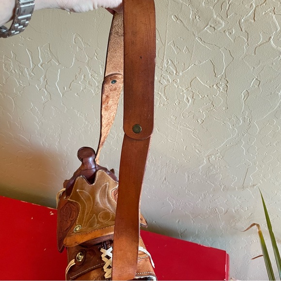 Vintage Western Tooled Leather Horse Saddle Purse Shoulder Bag Brown - Picture 4 of 10